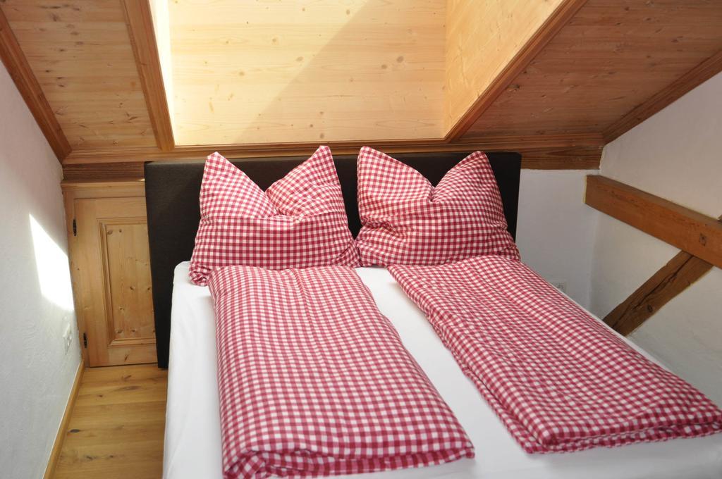 Mit Dachterrasse